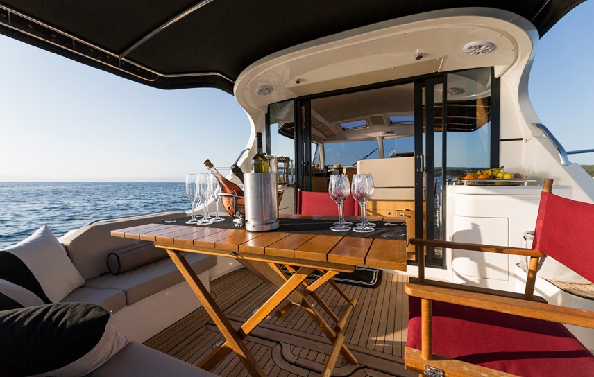 Adriana 36 boat interijer