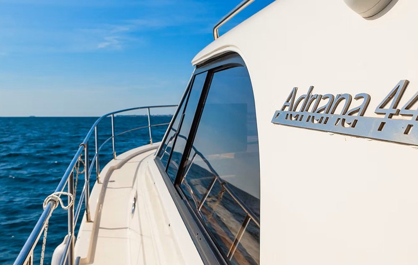 Adriana 44 boat eksterijer