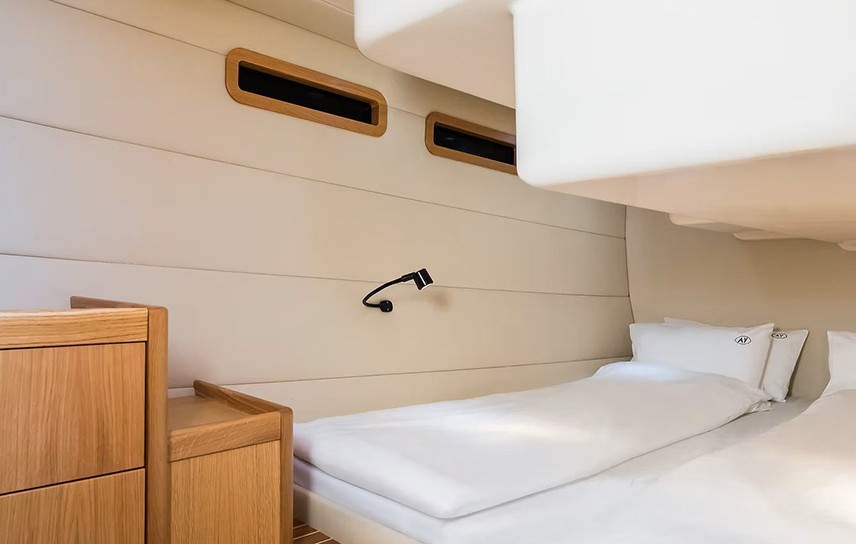 Adriana 44 boat interijer